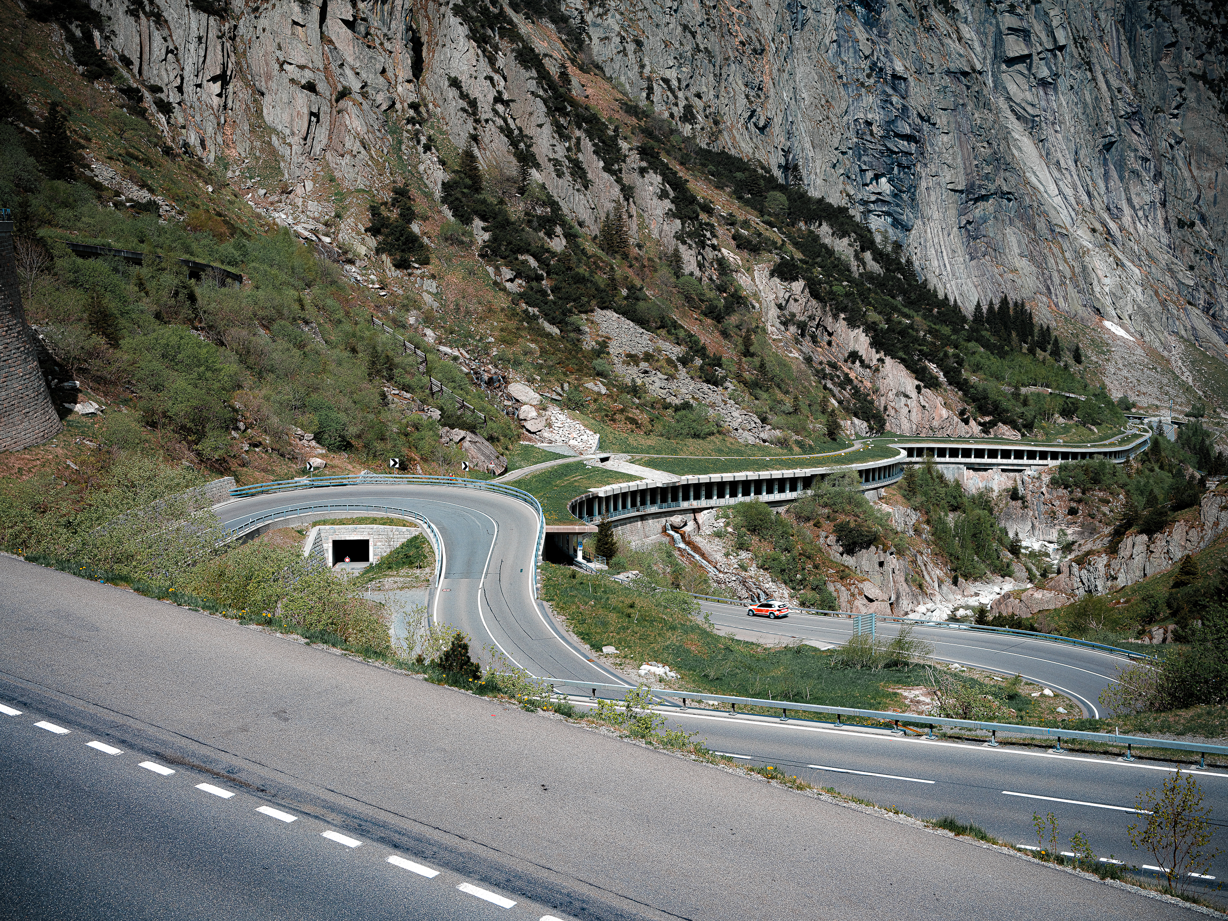 A9935247-10F4-4E2D-B01B-A2F3092D9009